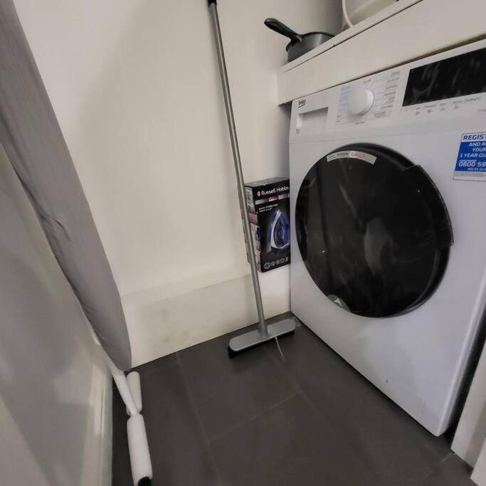 Beautiful Brighton Apartment, 5Min Walk To Beach 外观 照片