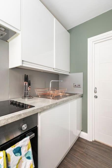 Beautiful Brighton Apartment, 5Min Walk To Beach 外观 照片